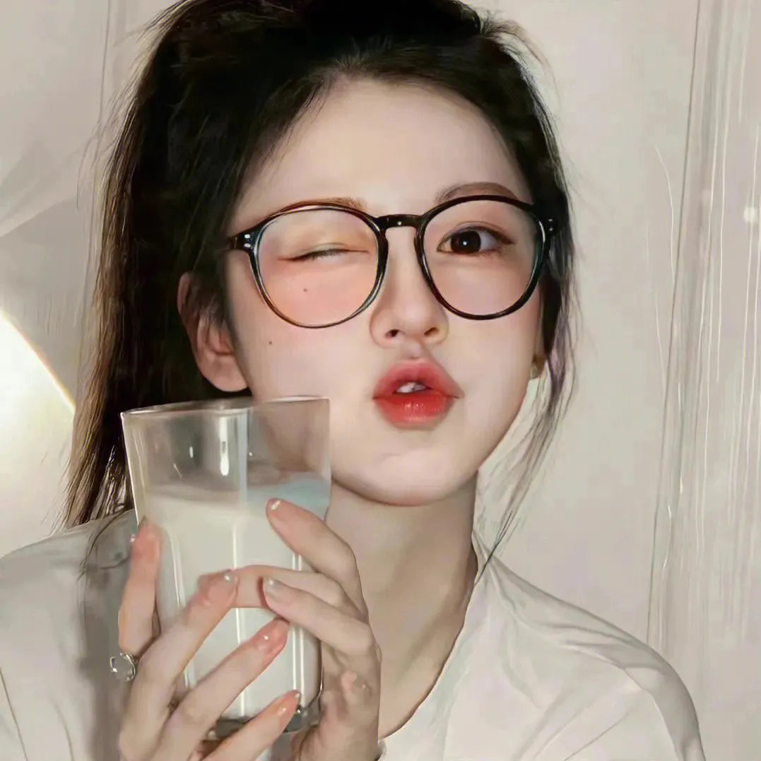 一位站立的人